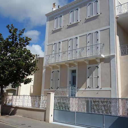 Appartement Port De Sanary ภายนอก รูปภาพ