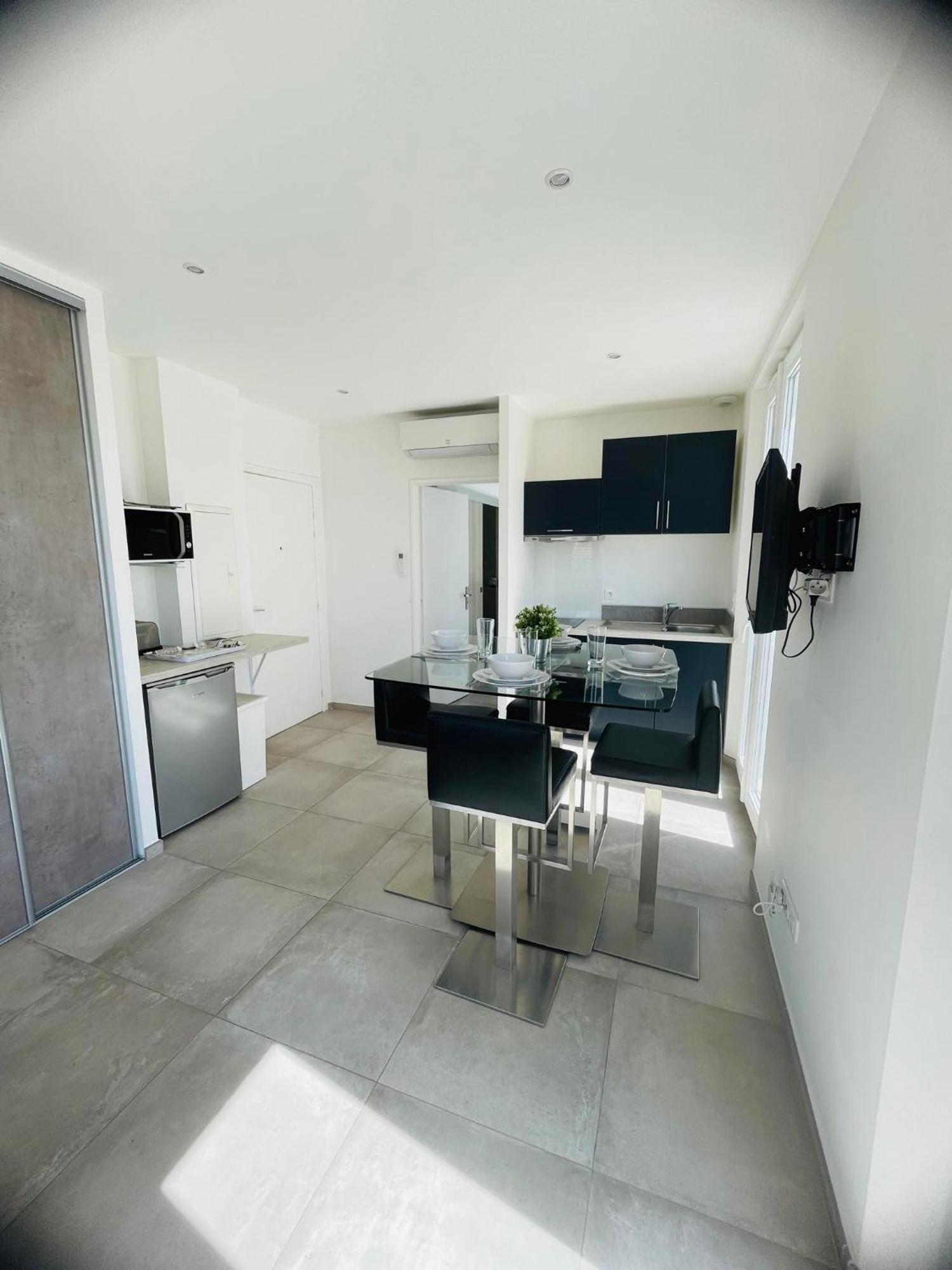 Appartement Port De Sanary ภายนอก รูปภาพ